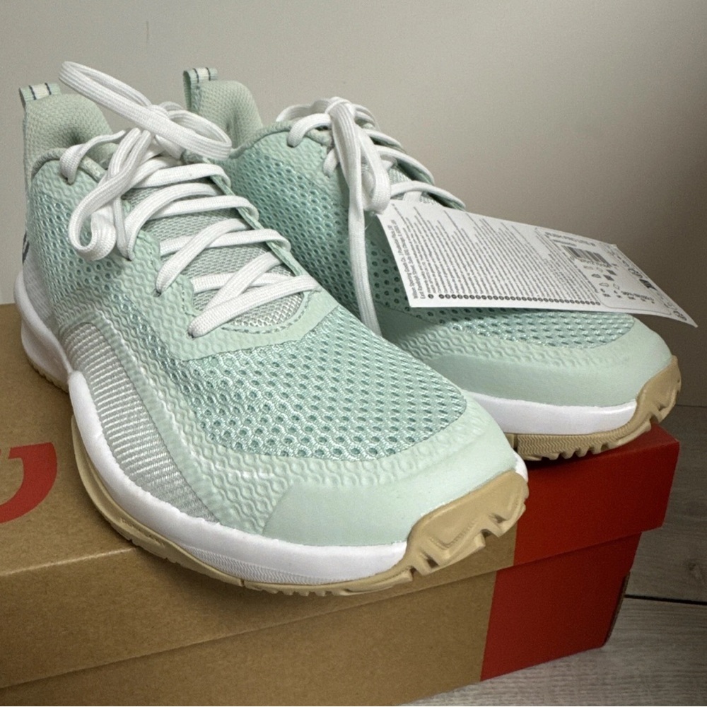Wilson Rush Pro Lite Womens 6 White/Opal Blue Tennis/Pickleball Shoes New - Picture 2 of 4